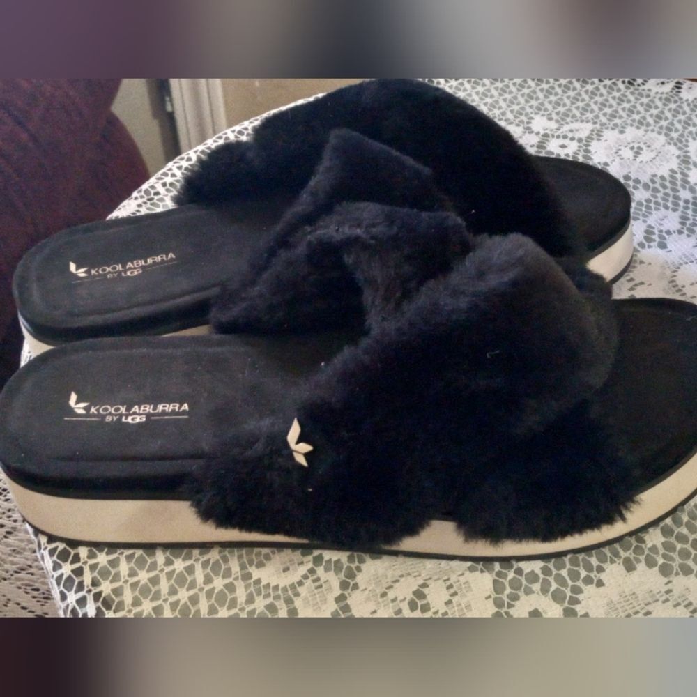 KOOLABURRA By UGG Roubie Fuzz Black Slides Size 8 - Picture 4 of 9